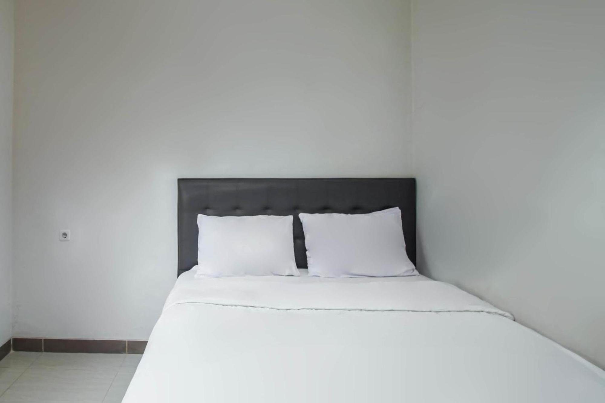 Capital O 93589 Hotel Wongso Syariah Pangkal Pinang Dış mekan fotoğraf